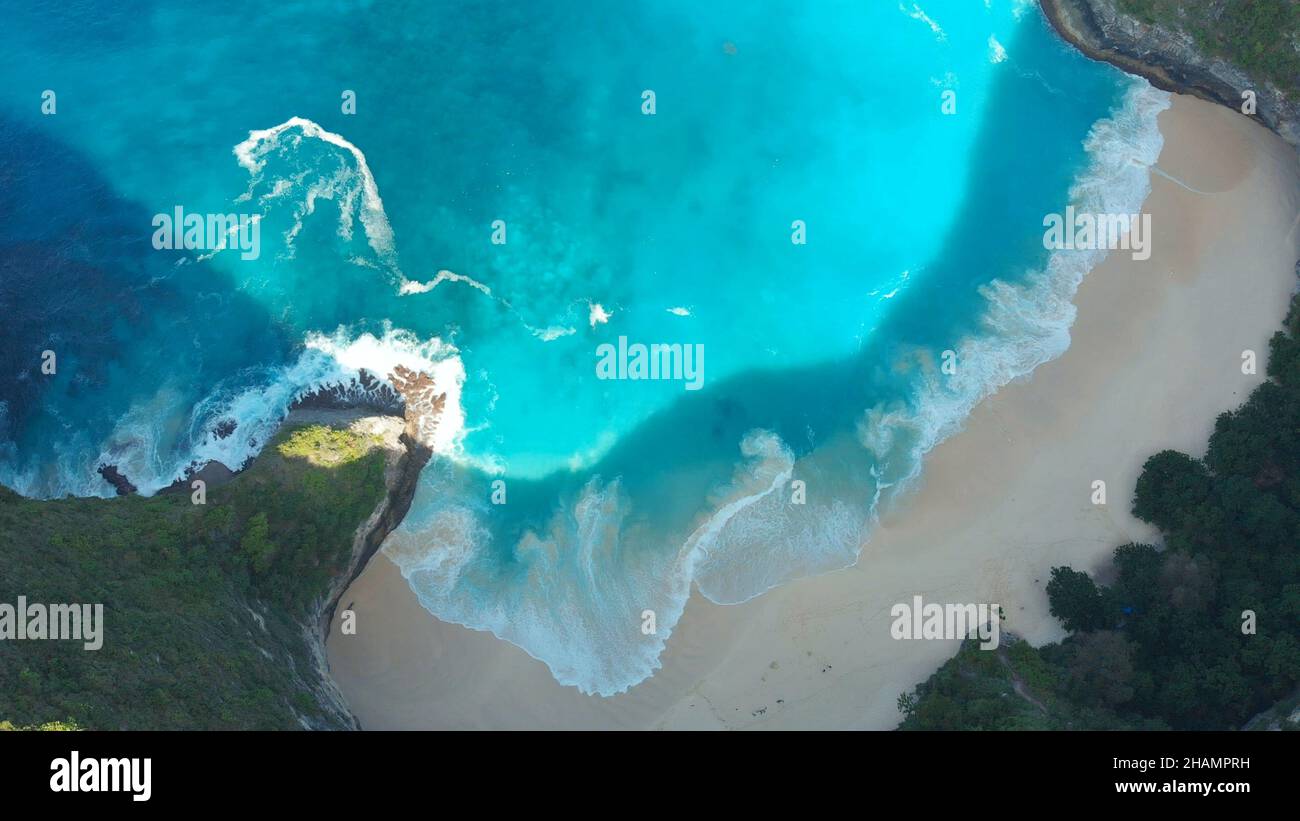 Luftaufnahme Kelingking Beach auf Nusa Penida Insel, Bali, Indonesien Stockfoto