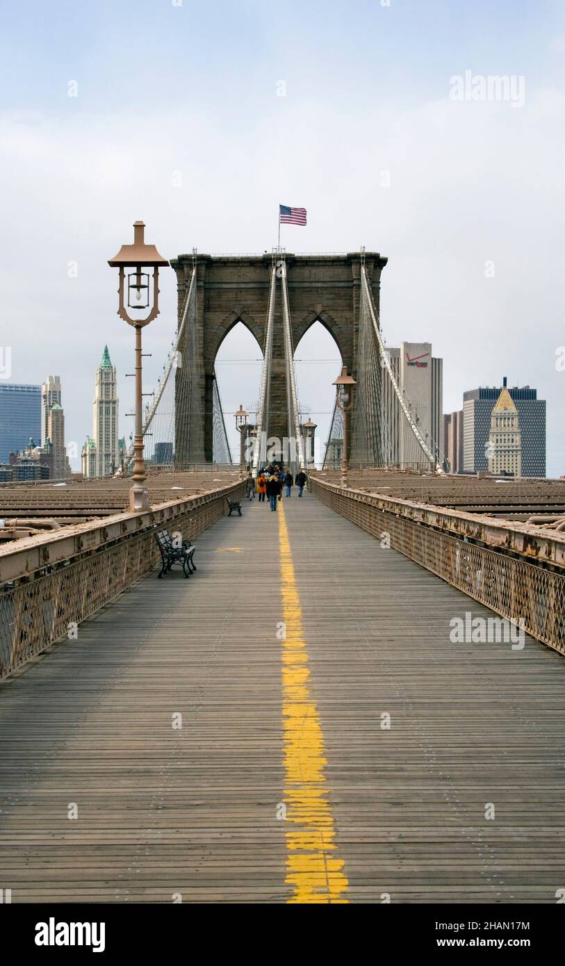 Die brooklyn-Brücke über den East River, die Manhattan und brooklyn in New york City, USA, verbindet Stockfoto