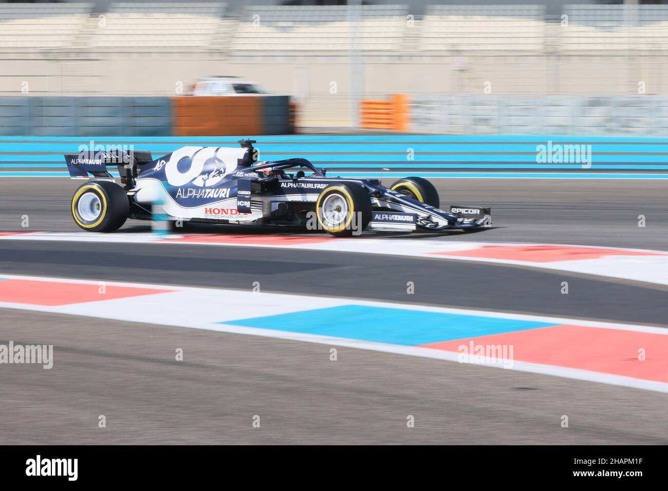 14th. Dezember 2021; Yas Marina Circuit, Abu Dhabi, Vereinigte Arabische Emirate: FIA Abu Dhabi F1 Nachsaison Pirelli und Jungfahrertest, Tag 1: Scuderia AlphaTauri Honda, Liam Lawson Stockfoto