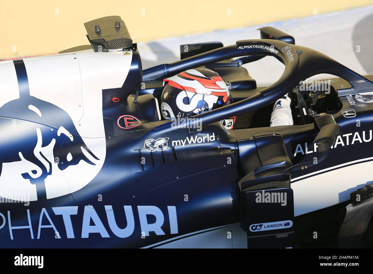 14th. Dezember 2021; Yas Marina Circuit, Abu Dhabi, Vereinigte Arabische Emirate: FIA Abu Dhabi F1 Nachsaison Pirelli und Jungfahrertest, Tag 1: Scuderia AlphaTauri Honda, Liam Lawson Stockfoto