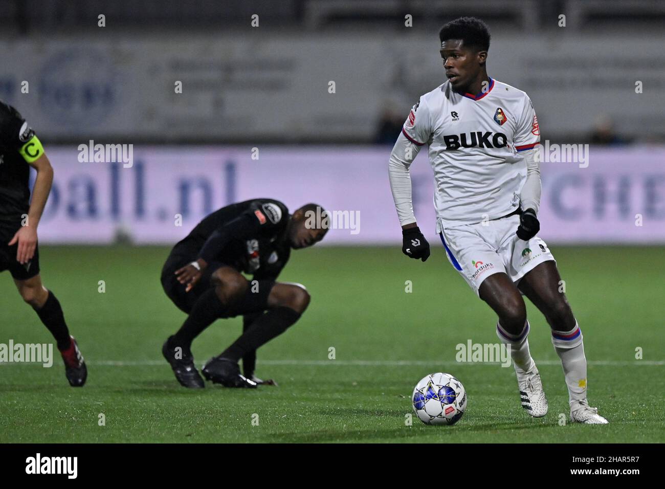 VELSEN, NIEDERLANDE - 14. DEZEMBER: Delvechio Blackson von Telstar während des niederländischen TOTO KNVB Cup-Spiels zwischen Telstar und Spakenburg am 14. Dezember 2021 im Telstar Stadion in Velsen, Niederlande (Foto: Patrick Goosen/Orange Picches) Stockfoto