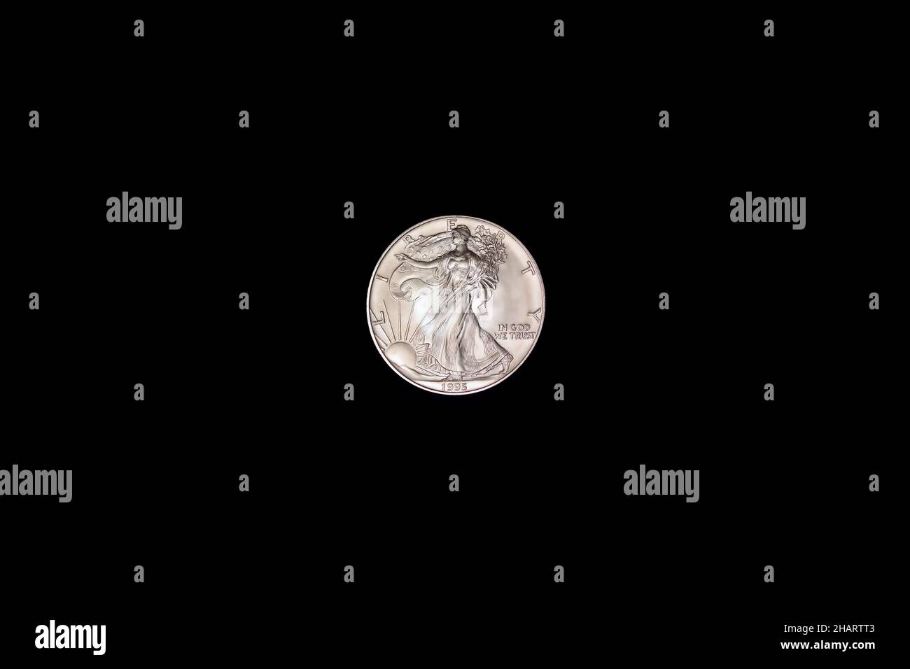 1995 American Eagle - Walking Liberty - Silver Dollar. Vorderseite auf schwarzem Hintergrund Stockfoto