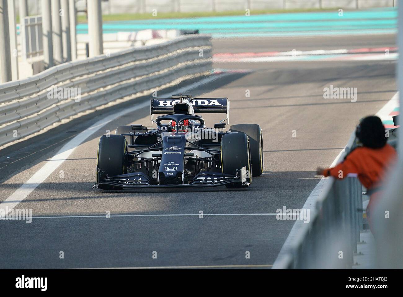 15.12.2021, Yas Marina Circuit, Abu Dhabi, Formel-1-Testfahrten, im Bild Pierre Gasly (FRA), Scuderia AlphaTauri Honda Stockfoto