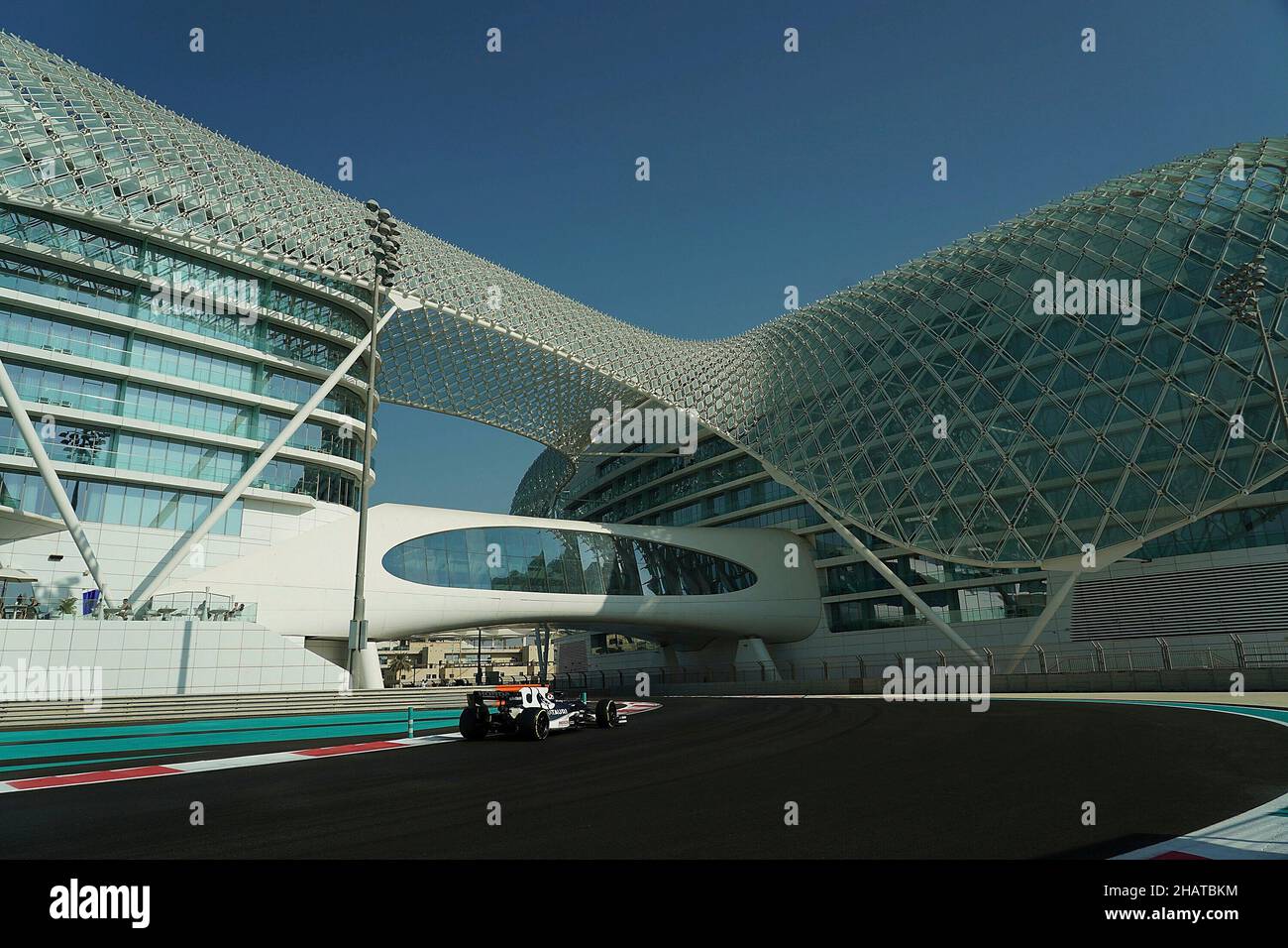 15.12.2021, Yas Marina Circuit, Abu Dhabi, Formel-1-Testfahrten, im Bild Pierre Gasly (FRA), Scuderia AlphaTauri Honda Stockfoto