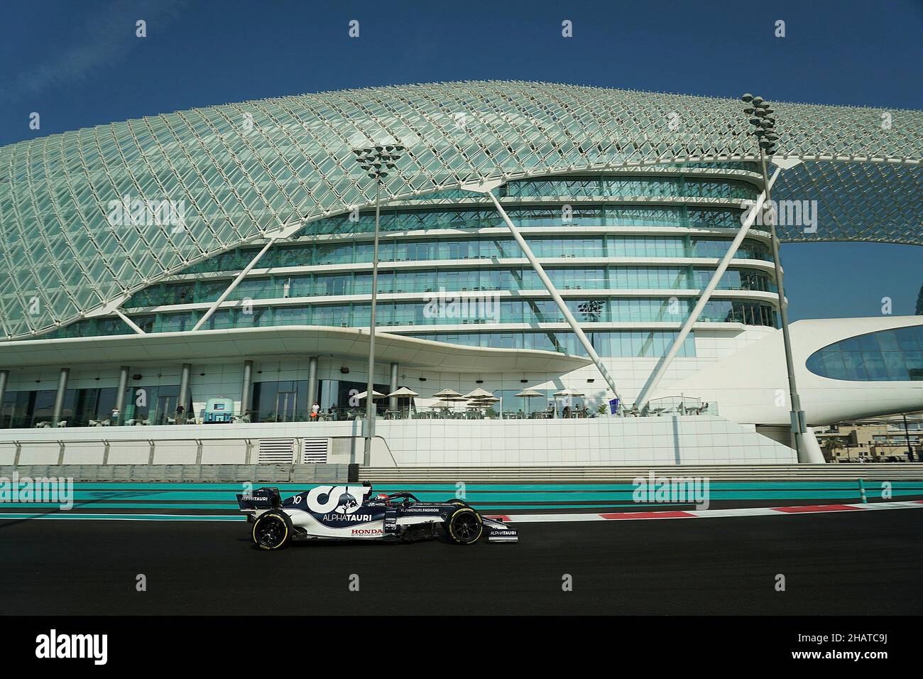 15.12.2021, Yas Marina Circuit, Abu Dhabi, Formel-1-Testfahrten, im Bild Pierre Gasly (FRA), Scuderia AlphaTauri Honda Stockfoto