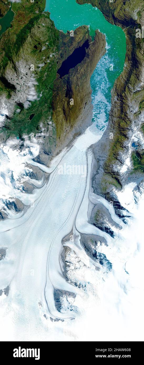 Satellitenansicht eines Gletschers, Jorge Montt, Chile. Eis schmilzt. Klimawandel. Wilde Natur. Element dieses Bildes wird von der NASA eingerichtet Stockfoto