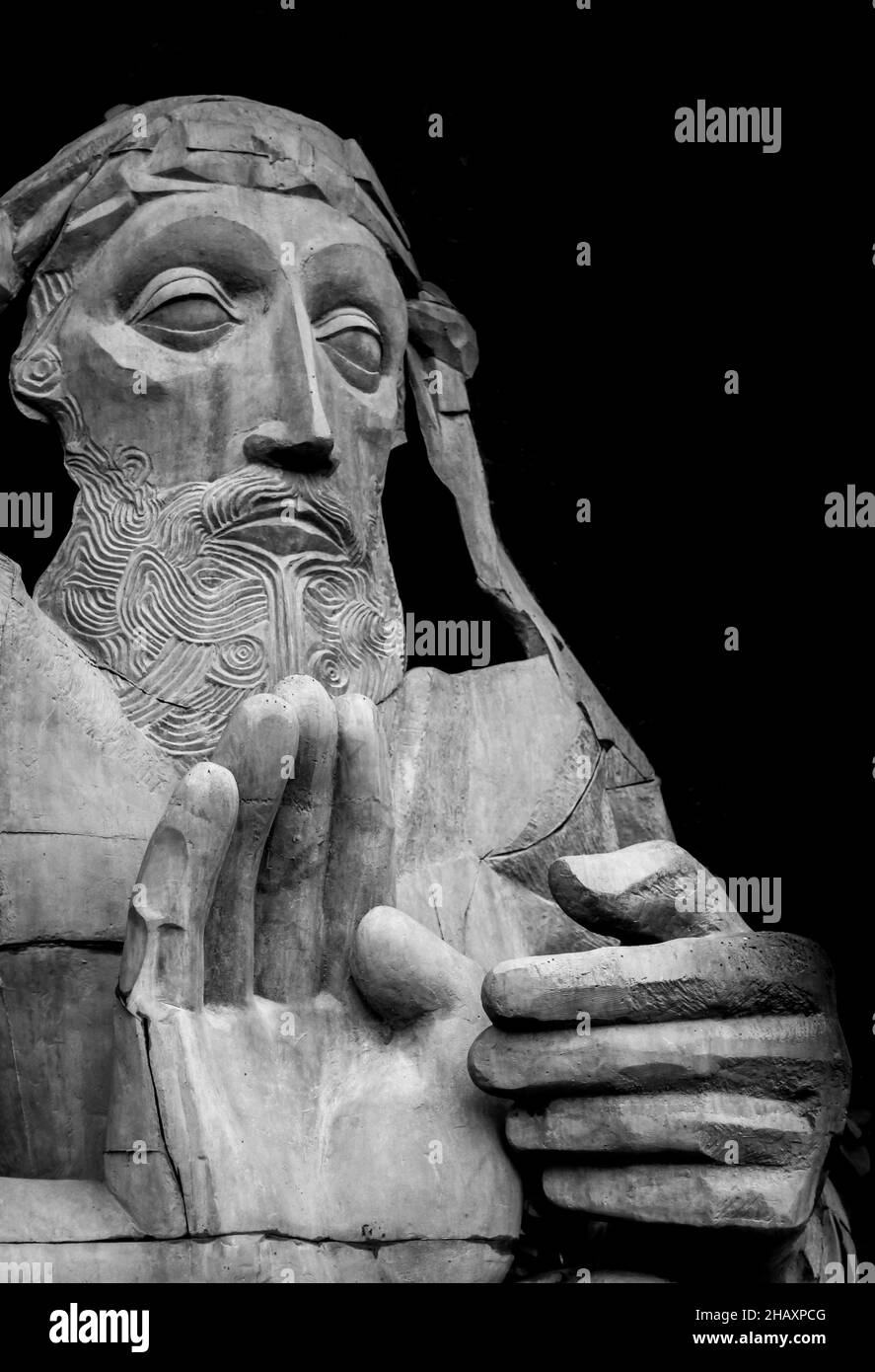 St. Andrew Skulptur in Batumi, schwarz-weiße Statue Stockfoto