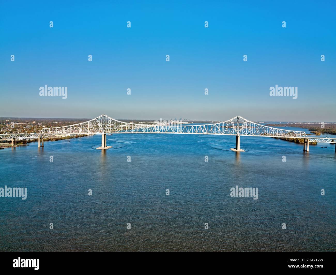 Luftaufnahme der Commodore Barry Bridge in Chester Pennsylvania Stockfoto