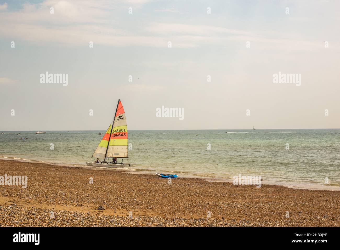 Brighton England.die Küste ist voller Bars und Restaurants und weniger als eine Stunde von London entfernt hat die Stadt zu einem beliebten Reiseziel gemacht. Stockfoto
