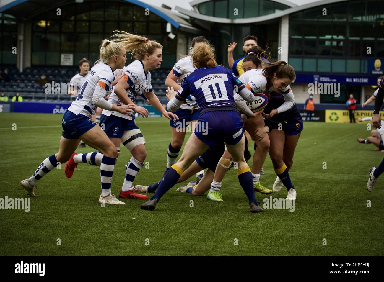 Worcester, Worcestershire, Großbritannien. 11th Dez 2021. Sixways Stadium - 11th. Dezember 2 Ella Lovibond während der Worcester Warriors vs Bristol Bears innerhalb von Premier 15 im At Sixways Stadium in Kontakt. Isla Blain/SPP Kredit: SPP Sport Pressefoto. /Alamy Live News Stockfoto