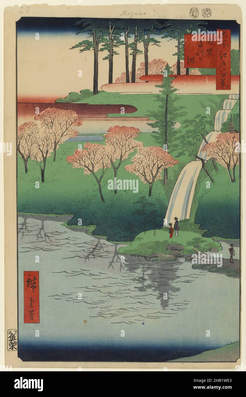 Chiyogaike Pond, Meguro, Nr. 23 in hundert berühmten Ansichten von Edo, Utagawa Hiroshige, Ando, japanisch, 1797-1858, Holzschnitt, Japan, 7th Monate 1856, Edo-Zeit, Ansei-Ära, Bild: 13 5/16 x 8 3/4 Zoll, 33,8 x 22,2 cm, 19th Jahrhundert, Ruhe, Kirschblüten, Edo, Fauna, Flora, Gras, Grün, Harmonie, hiroshige, Landschaft, meditativ, minimal, Natur, Rot, Tokio, Bäume, Wasser, Holzschnitt, Holzschnitt Stockfoto