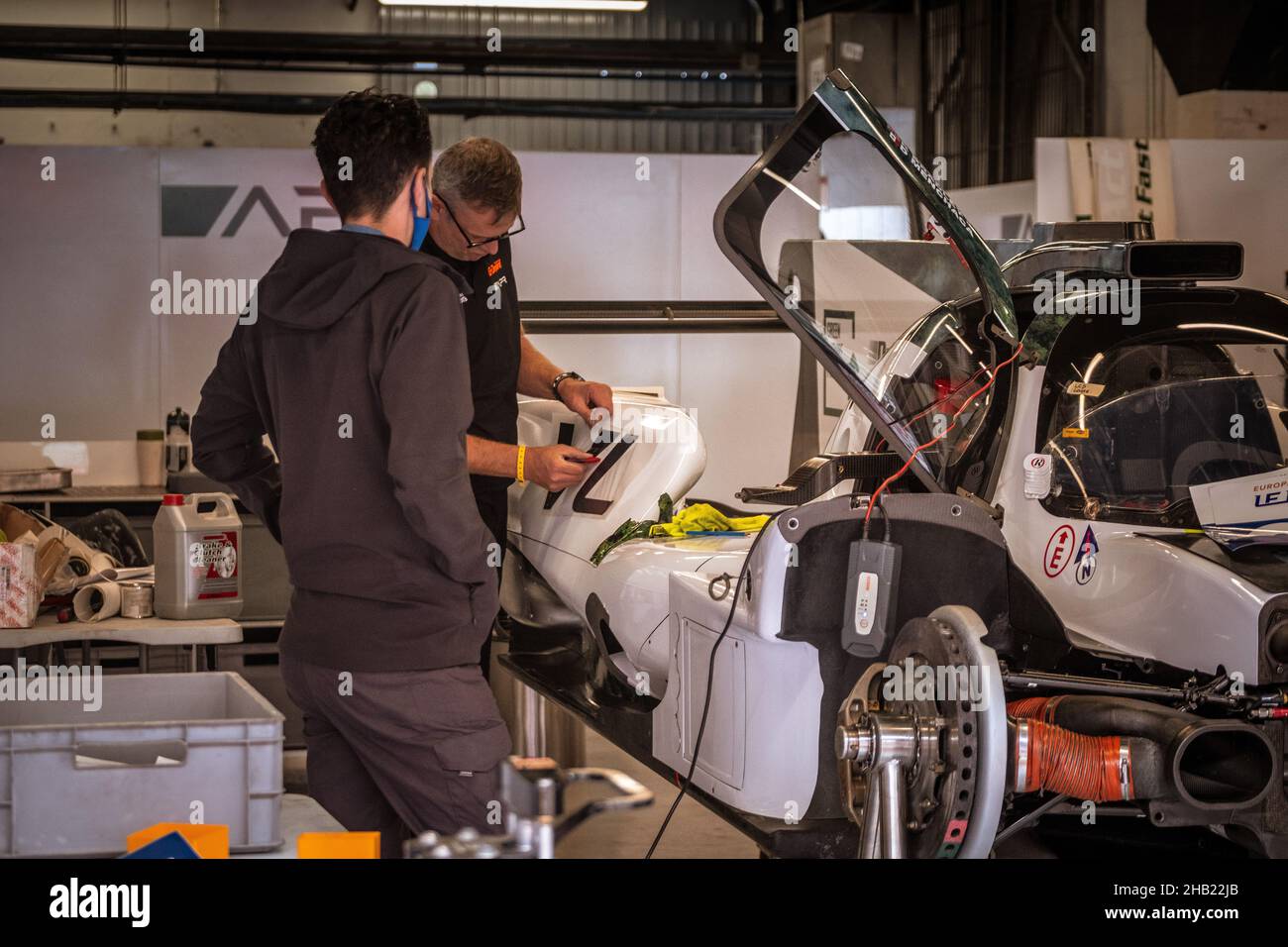 #24, ALGARVE pro RACING, PRT, Orica 07 - Gibson, Diego Menchaca (MEX), Ferdinand Habsburg (AUT), Richard Bradley (GBR). European Le Mans Series 2021, Stockfoto