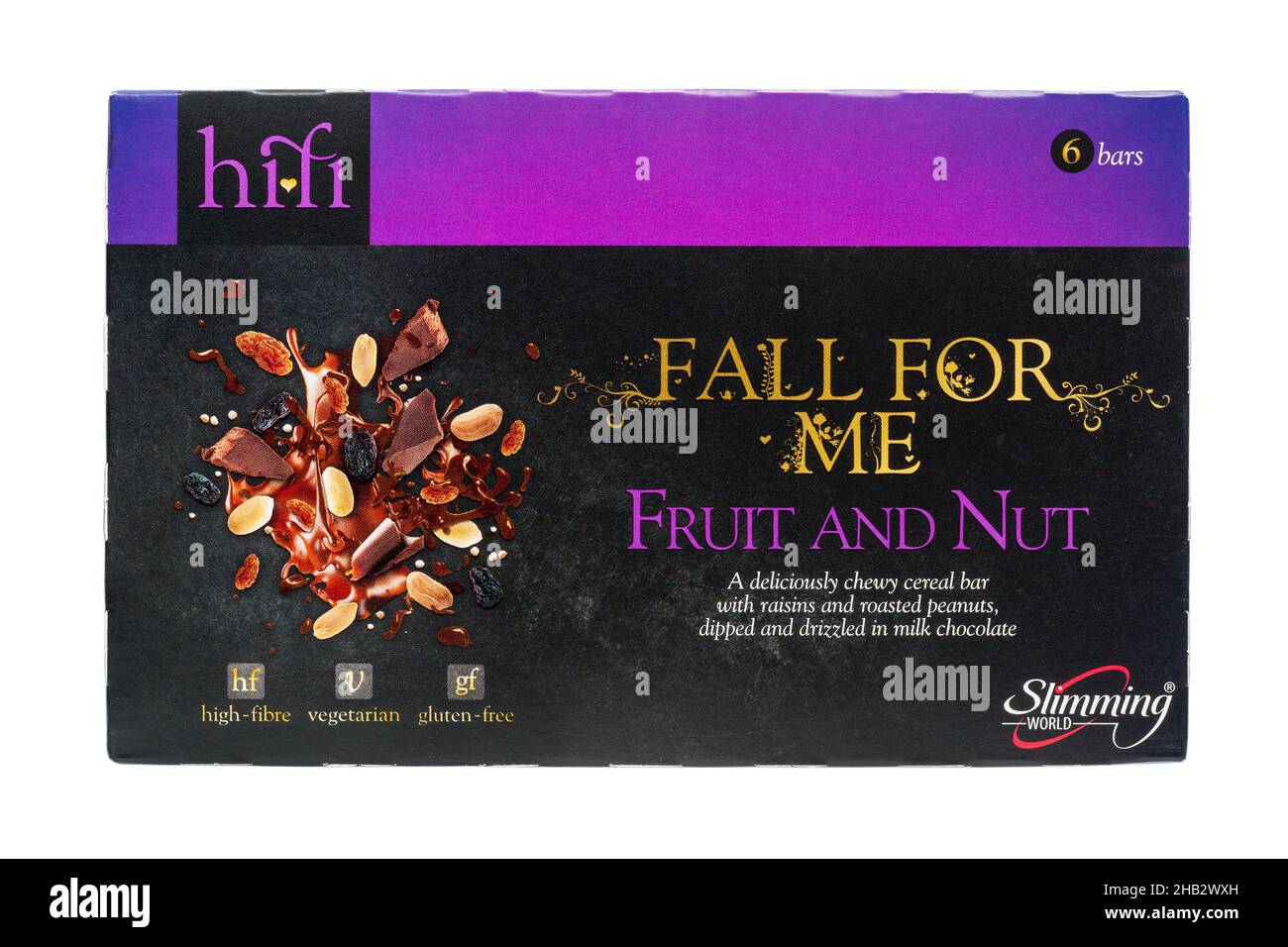 Paket mit Hi-Fi Fall for Me Fruit and Nut Cerealien Bars aus Slimming World isoliert auf weißem Hintergrund Stockfoto