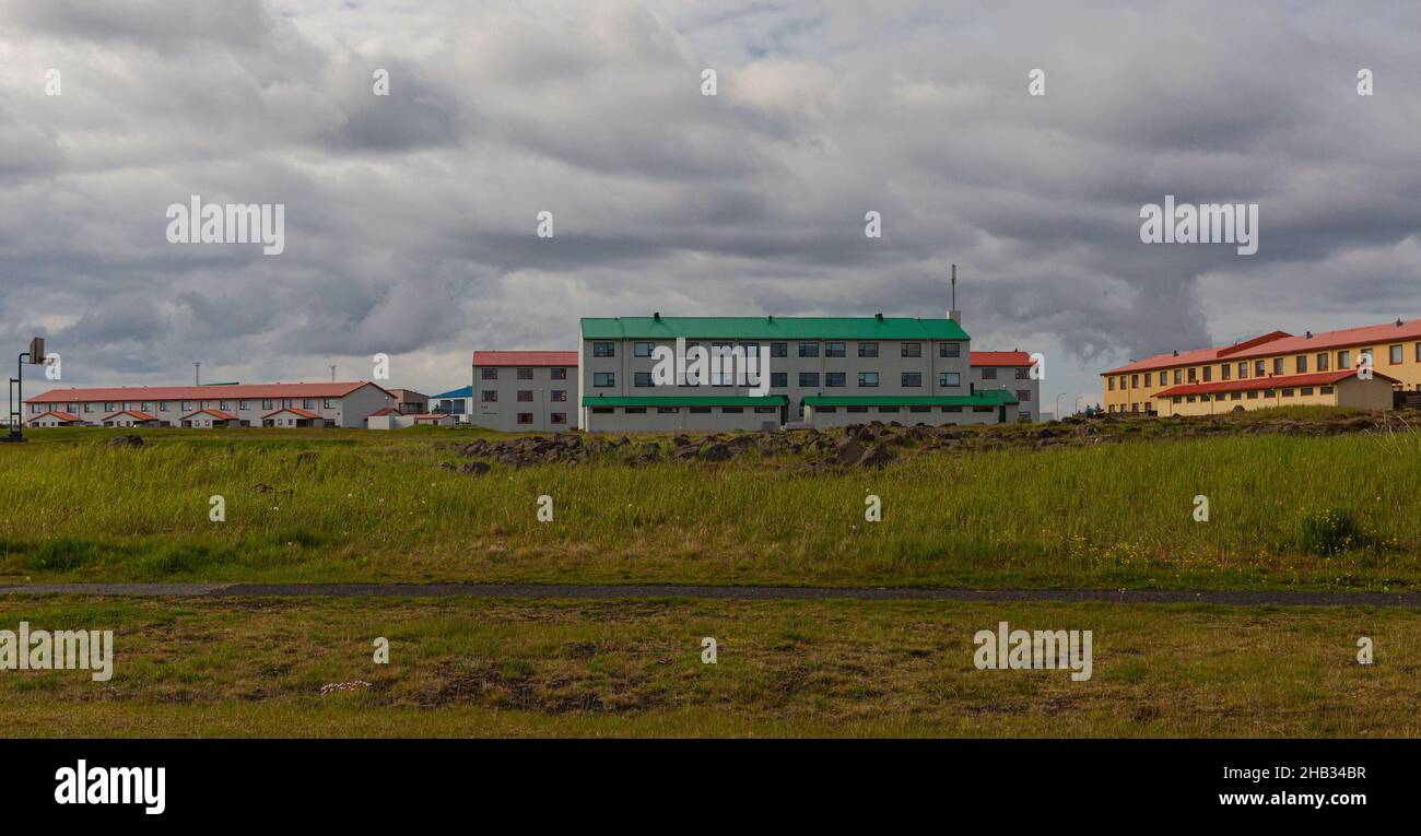 Apartments in Reykjanesbær Island und es ist in der Nähe des Flughafens Keflavík. Stockfoto