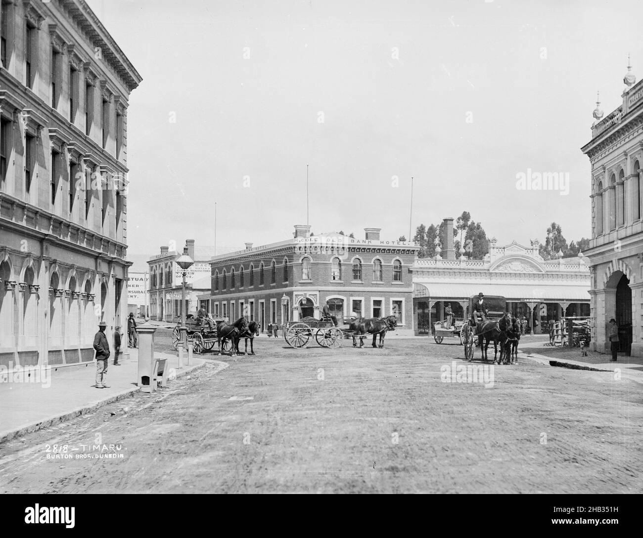 Timaru, Burton Brothers Studio, Fotostudio, Neuseeland, Gelatine Dry Plate Process, Burton Brothers Negatives Register beschreibt das Bild als 'Timaru - Old Bank [unleserlich] Corner Stockfoto