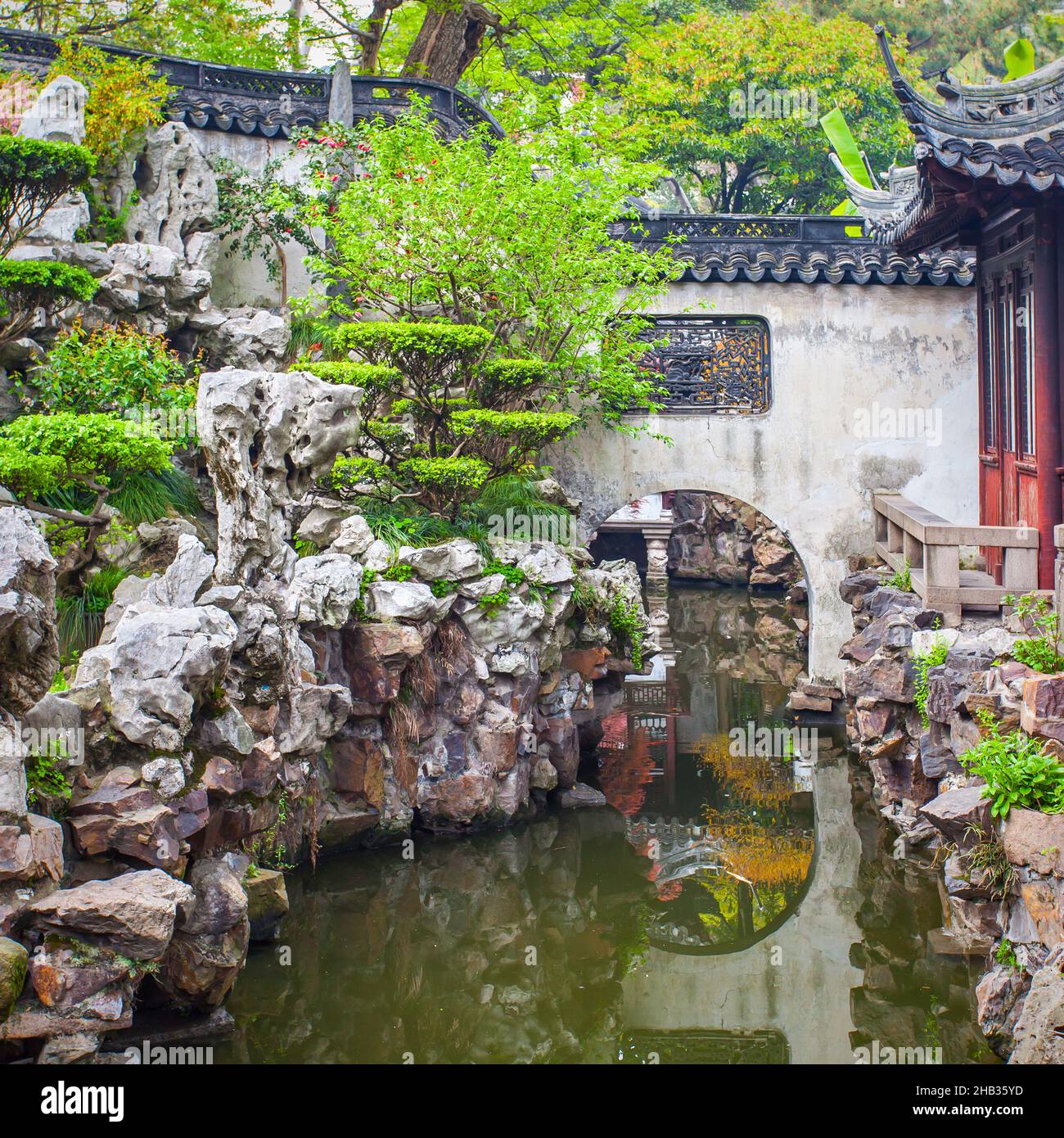 Blick auf den Yu Yuan Garten in Shanghai, China Stockfoto