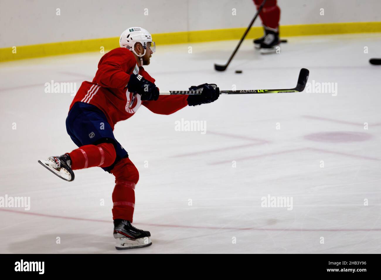 Coral Springs, Usa. 03rd Oktober 2021. Florida Panthers Spieler Nr. 74 Owen Tippett in Aktion gesehen während der morgendlichen Trainingseinheit für die NHL reguläre Saison 2021-2022. (Foto von Yaroslav Sabitov/SOPA Images/Sipa USA) Quelle: SIPA USA/Alamy Live News Stockfoto