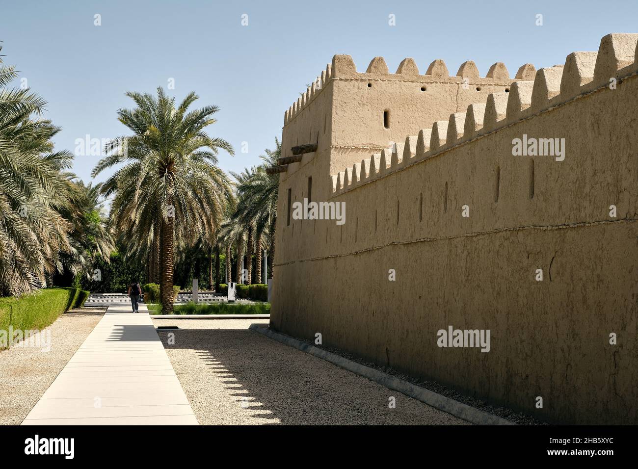 Vertikale Aufnahme der Festung Qasr Al Muwaiji in Al Ain Stockfoto