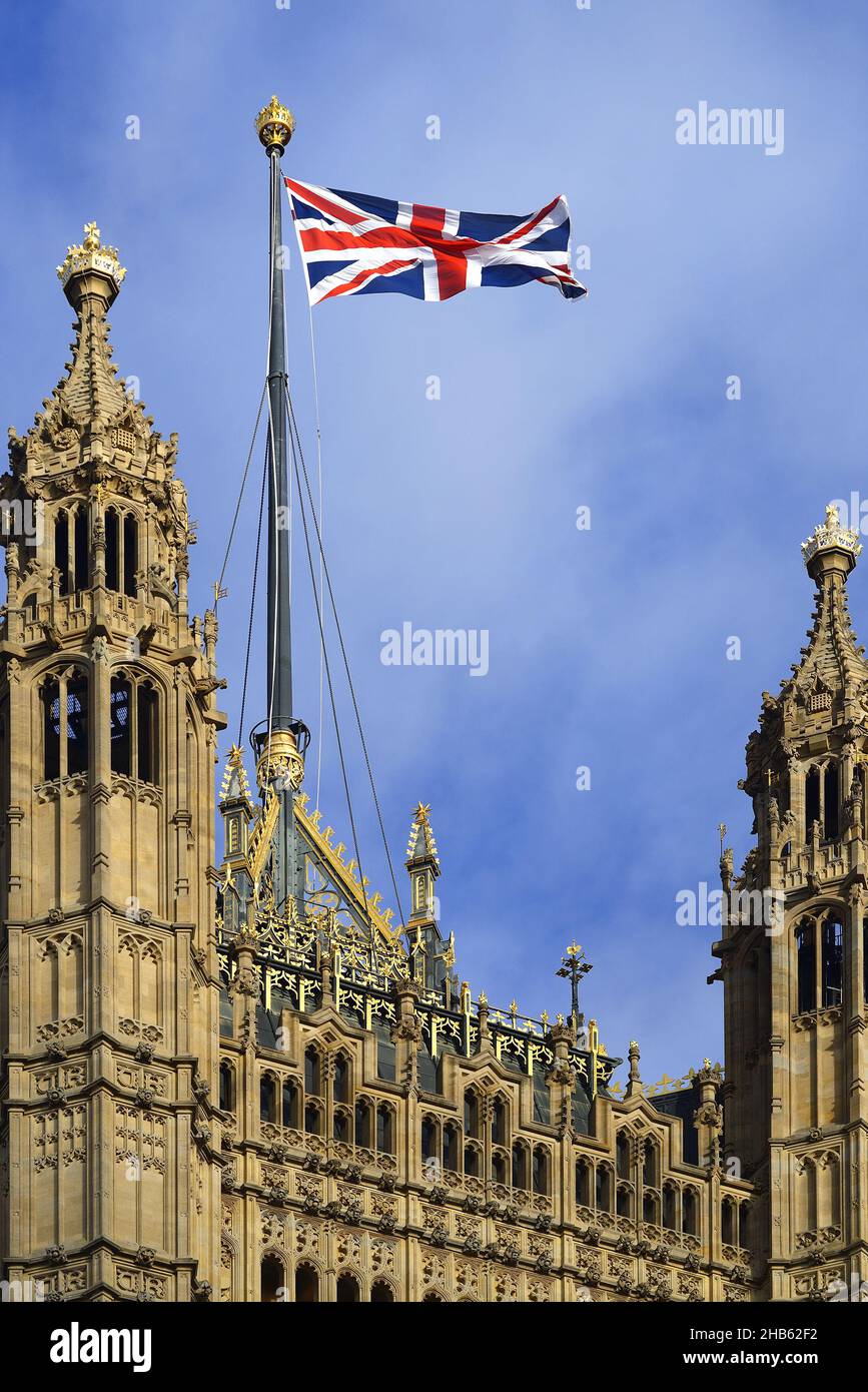 London, England, Großbritannien. Houses of Parliament: Der Victoria Tower, am südlichen Ende des Palace of Westminster Stockfoto