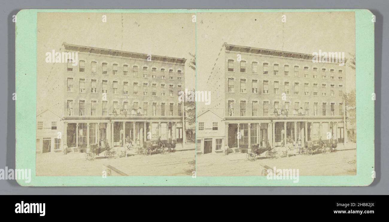 Walker House in East Temple Street, Salt Lake City, Utah (Serientitel auf Objekt), Charles Roscoe Savage (auf Objekt erwähnt), Salt Lake City, 1861 - 1865, Karton, Papier, Albumin-Print, Höhe 87 mm × Breite 176 mm Stockfoto