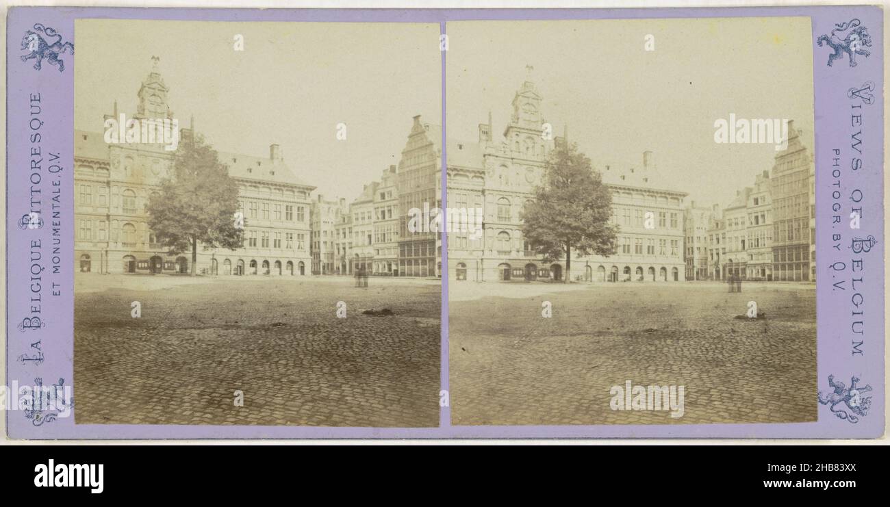 Ansicht des Rathauses und des Grote Marktes in Antwerpen, Anvers, l'Hôtel de ville et la grande Place (Titel auf Objekt), La Belgique pittoresque et monumentale, Ansichten von Belgien (Serientitel auf Objekt), Jules Hippolyte Queval (auf Objekt erwähnt), Antwerpen, 1866 - 1870, Karton, Papier, Albumin-Print, Höhe 86 mm × Breite 175 mm Stockfoto