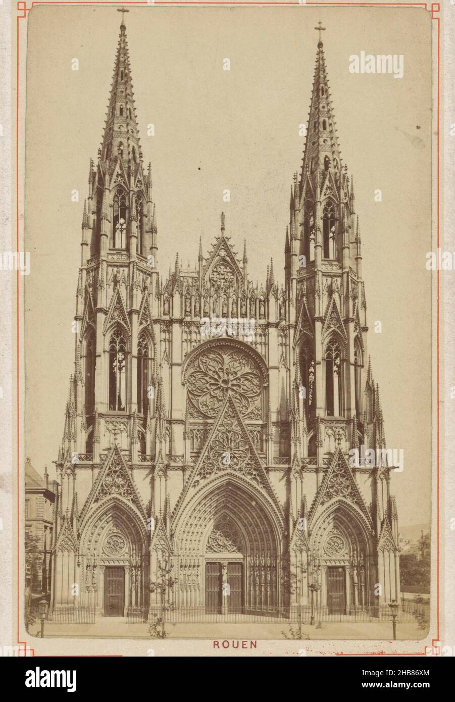 Abteikirche Saint-Ouen in RouenÉglise St Ouen (Titel auf Objekt), Rouen (Serientitel auf Objekt), Étienne Neurdein (auf Objekt erwähnt), Rouen, 1870 - 1900, Karton, Albumendruck, Höhe 163 mm × Breite 108 mm Stockfoto