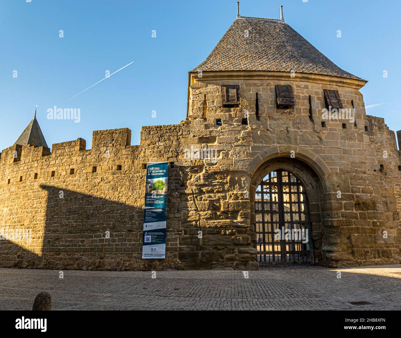 Mittelalterliche Festung auf einem Hügel der Altstadt, genannt Cité von Carcassonne. Carcassonne, Frankreich Stockfoto