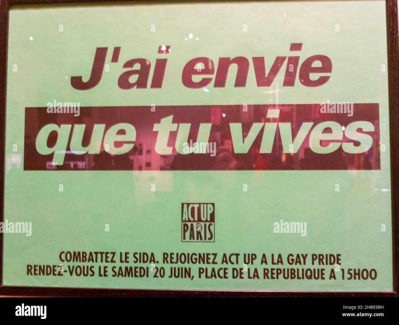 Marseille, Frankreich, MUCEM Museum Ausstellung, Geschichte von AIDS, Act-up-Poster, Schild „VIH/SIDA, L'epidemiie n'est pas finie!“ (Die AIDS-Epidemie ist noch nicht vorbei!) AIDS History Exhibition, französische Plakate Stockfoto