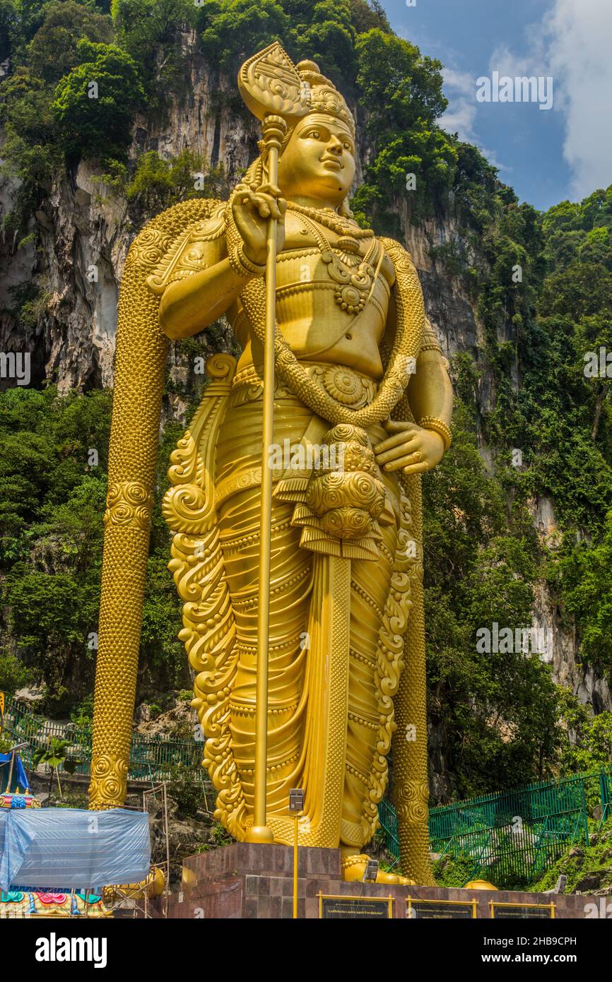 Lord Murugan Statue vor dem Eingang zu den Batu Höhlen in Kuala Lumpur, Malaysia Stockfoto