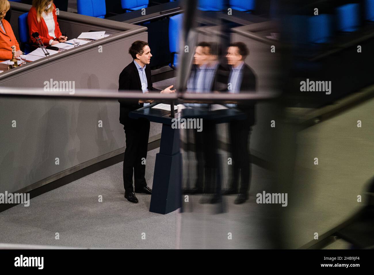 Berlin, Deutschland. 16th Dez 2021. Mitglieder des Bundestages 20th