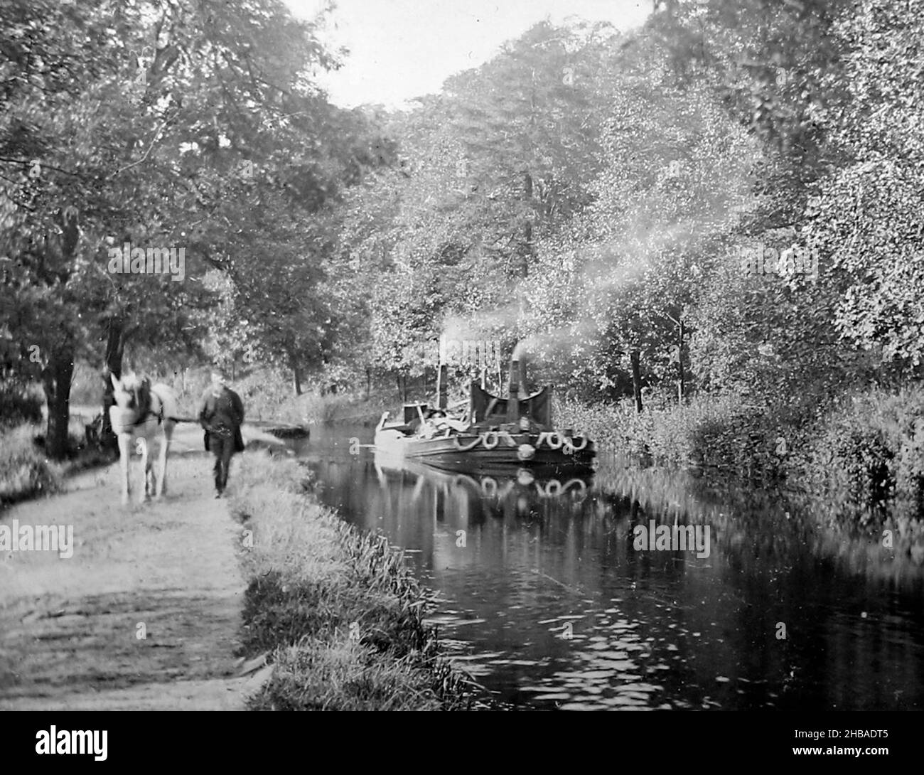 Fütterung von Pferden beim Ziehen eines Kanalkahns, viktorianische Zeit Stockfoto
