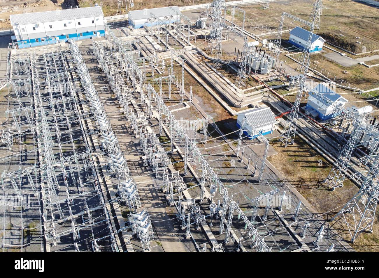 Luftaufnahme des Umspannwerks für die elektrische Transformation Stockfoto