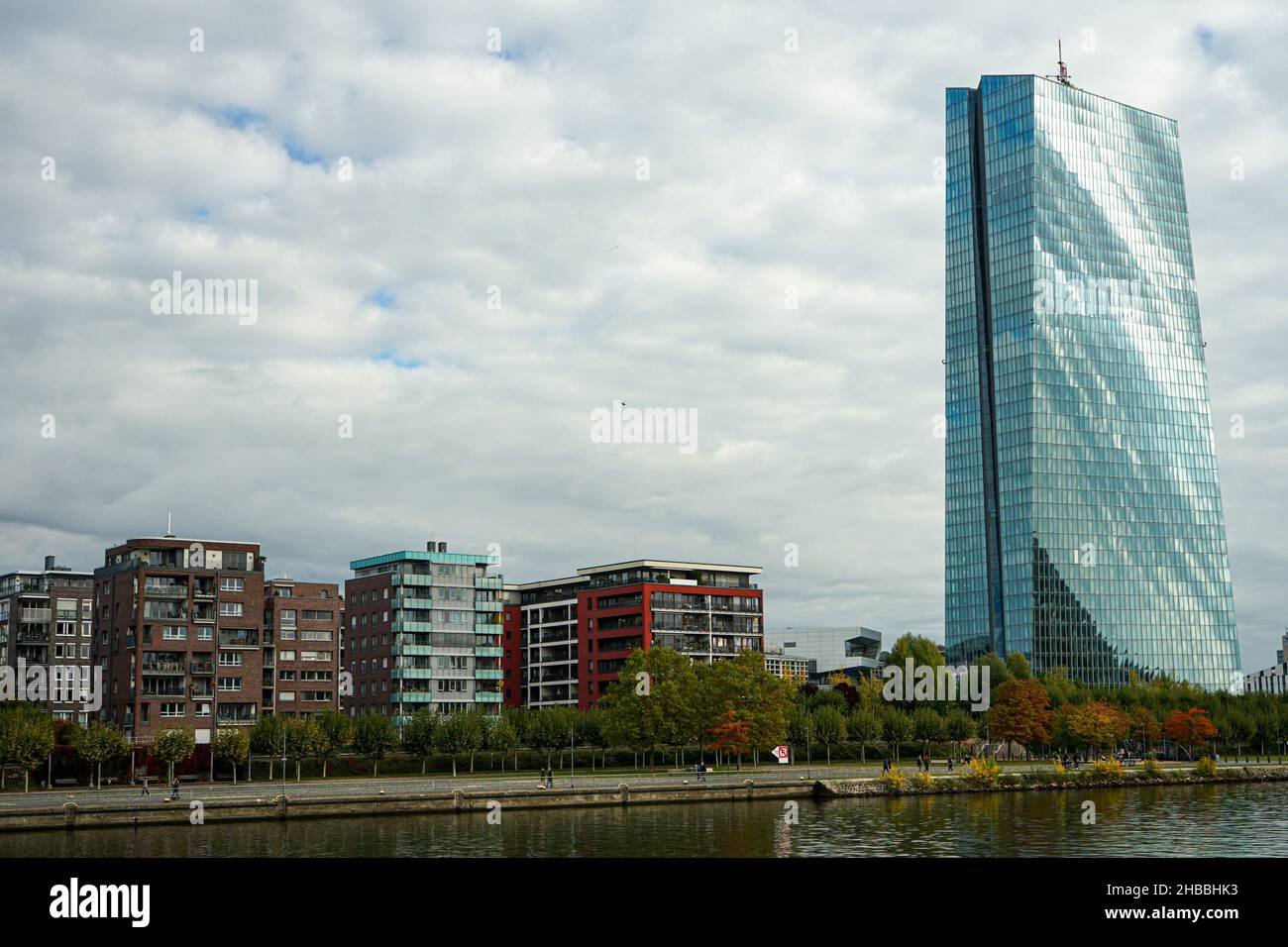 Turm der Europäischen Zentralbank in Frankfurt am Main. Stockfoto