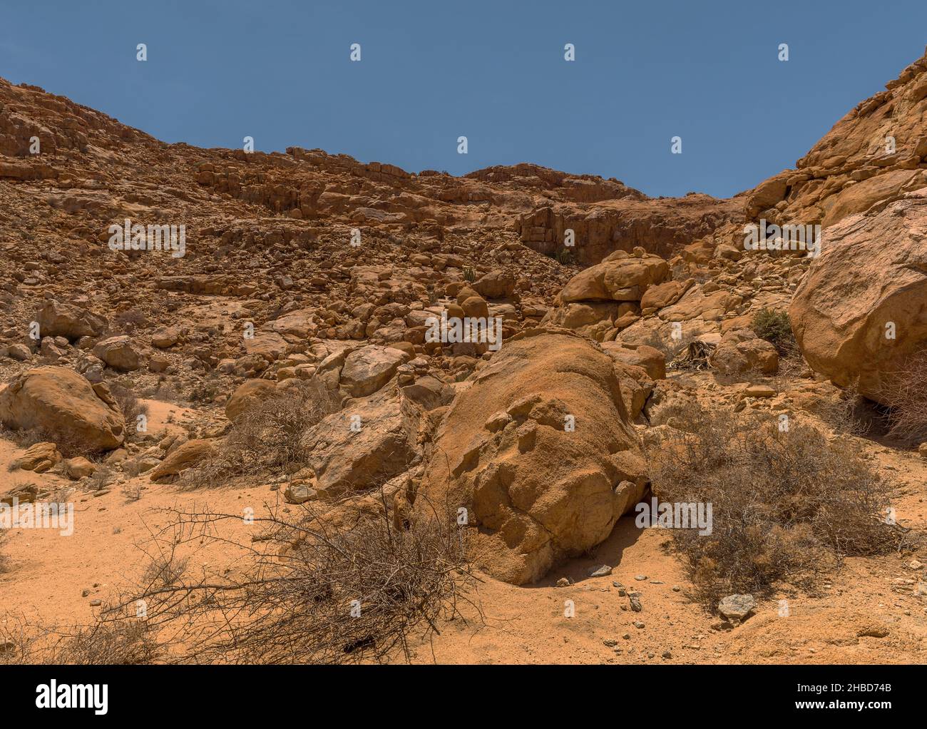 Felsformationen in der Wüste bei der Spitzkoppe, Namibia Stockfoto