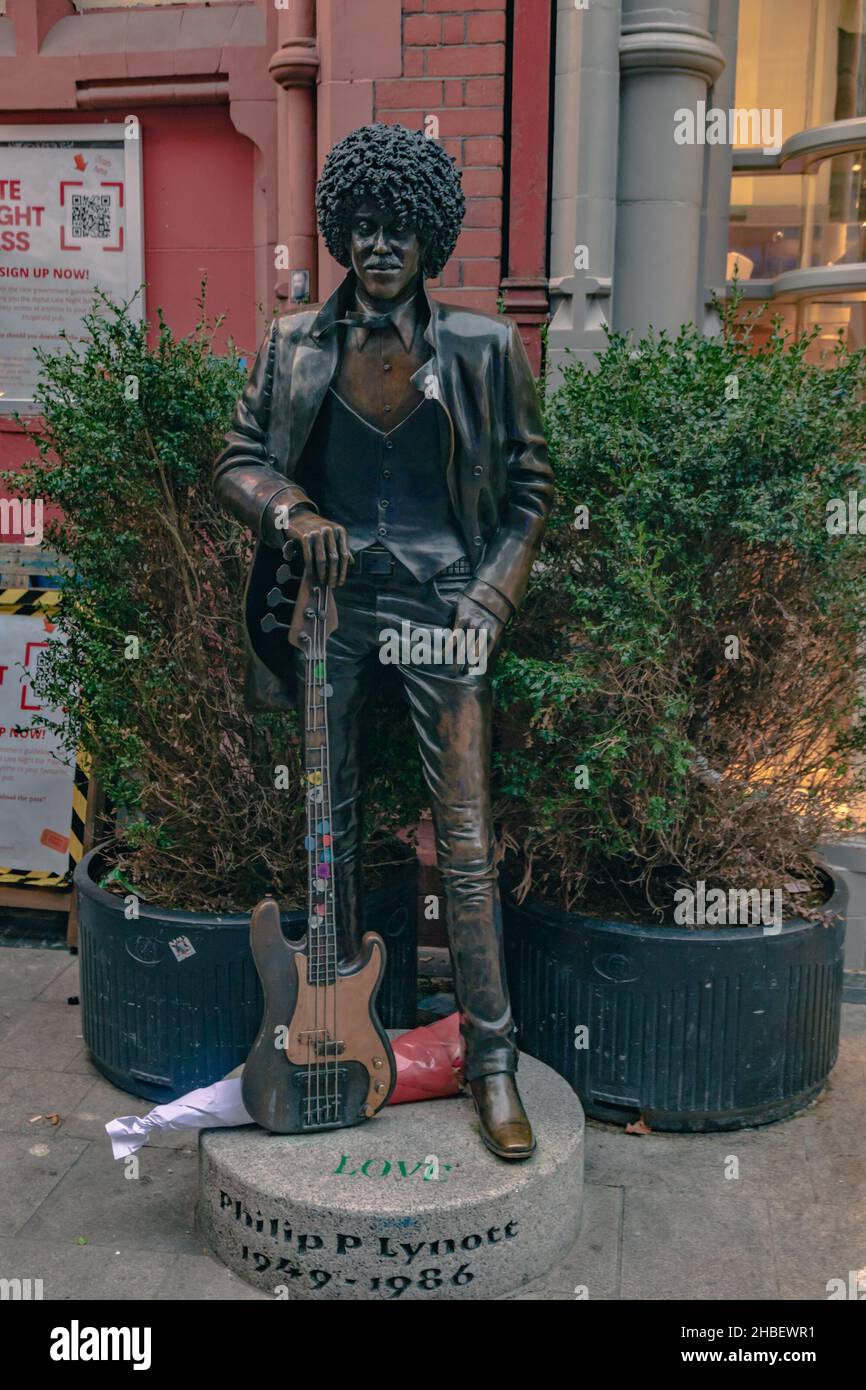 Dublin, Irland, 13. November 2021: Ein Stau des The Thin Lizzy Lead Singer Phil LYNET im Stadtzentrum von Dublin Unsere Seite eine Bar, in der er früher spielte. Stockfoto