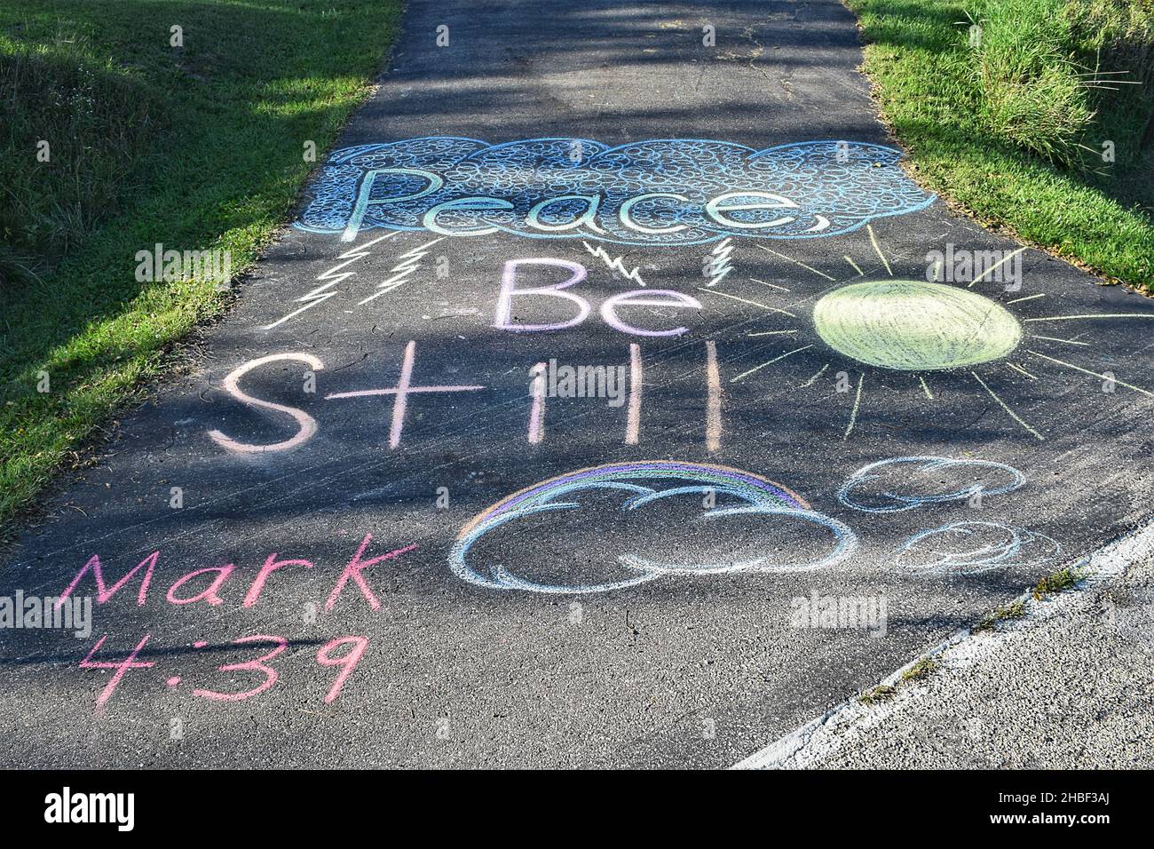 Chalk Art Peace sei still Stockfoto