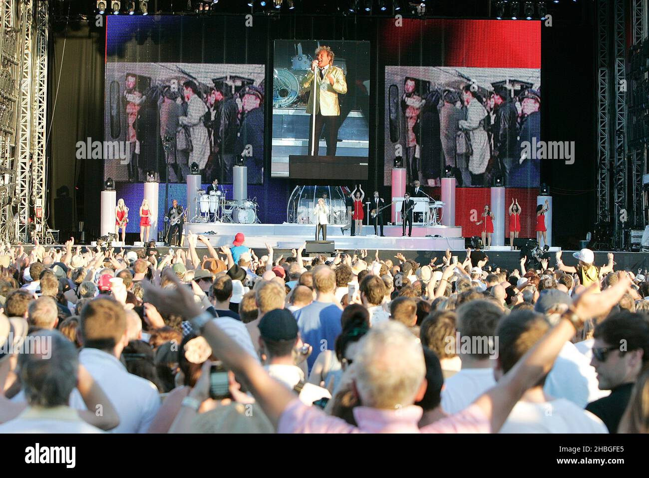 Rod Stewart tritt beim Hard Rock Calling im Hyde Park, London, auf Stockfoto