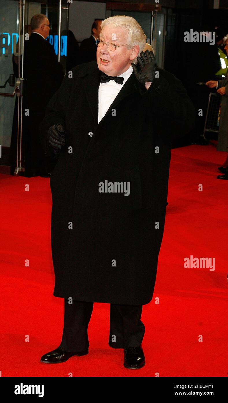 Richard Griffiths bei der Royal Film Premiere von „Hugo“ im Odeon, Leicester Square in London Stockfoto