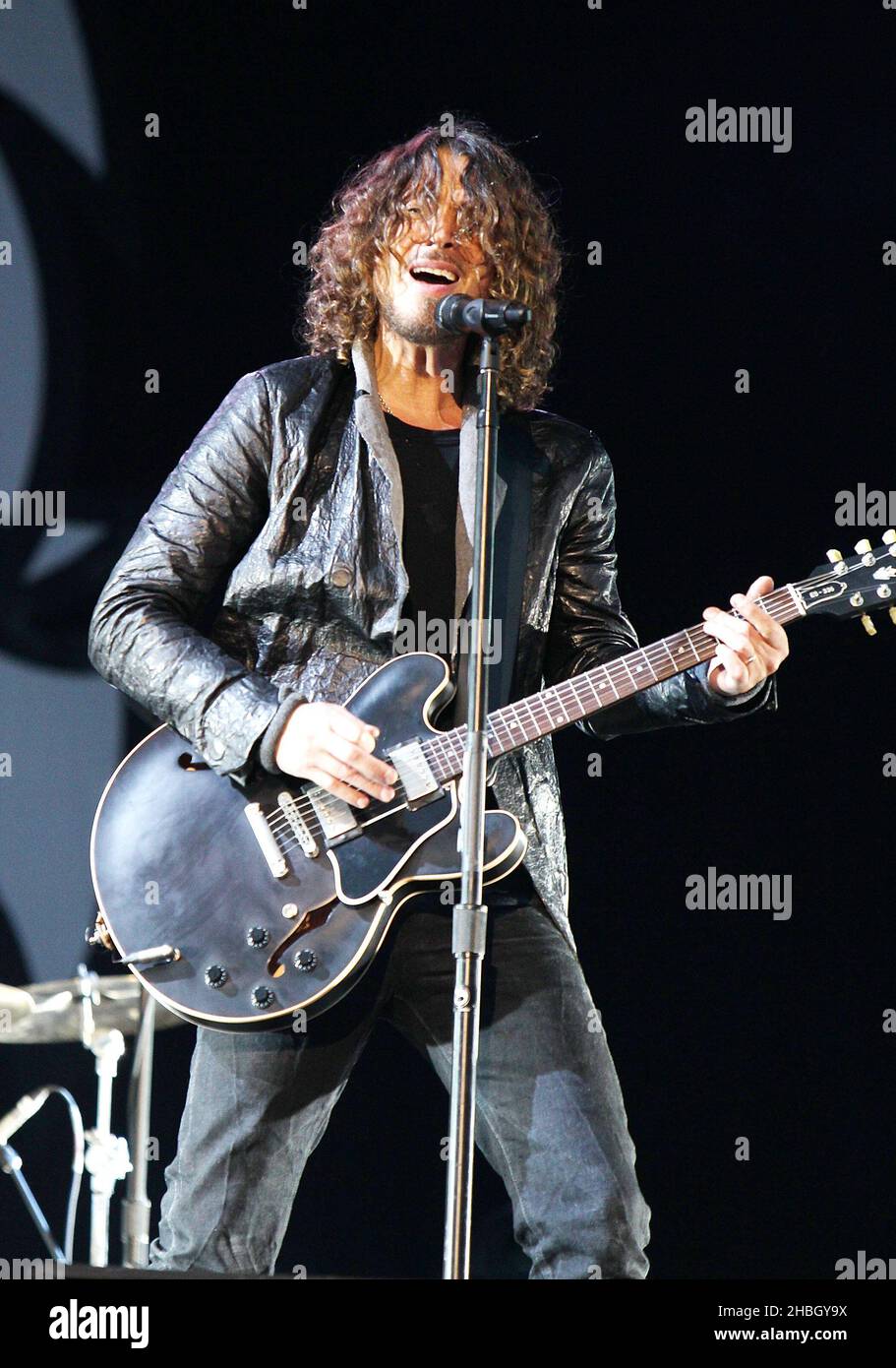 Chris Cornell von Soundgarden tritt am 13. Juli 2012 bei Hard Rock Calling im Hyde Park auf. Stockfoto