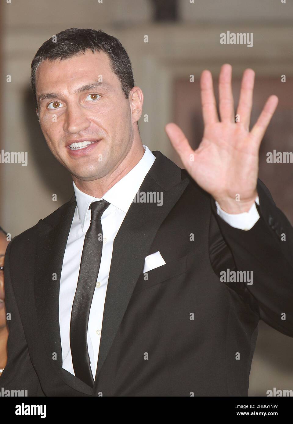 Wladimir Klitschko kommt beim Sports for Peace an - ehrt und feiert Muhammad Aliin im Victoria and Albert Museum in London. Stockfoto