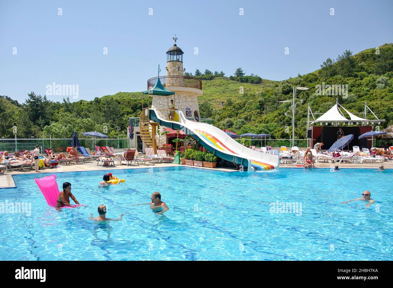 Hotelpool, Grand Cettia Hotel Apartments, Marmaris, Halbinsel Datca, Provinz Mulga, Republik Türkiye Stockfoto