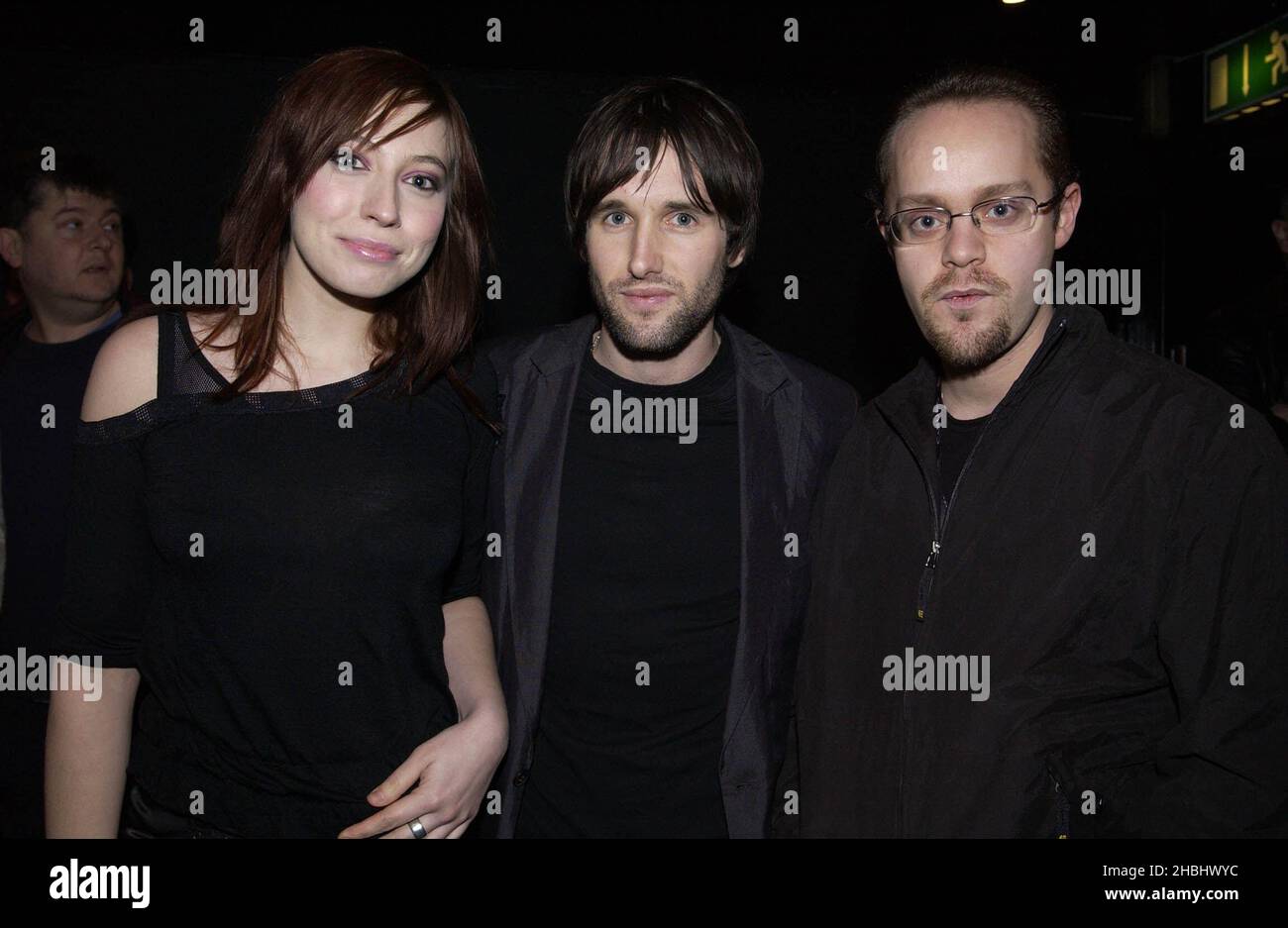 Ash fotografiert bei den NME Carling Awards im PoNaNa in London. 3/4 Länge . Stockfoto