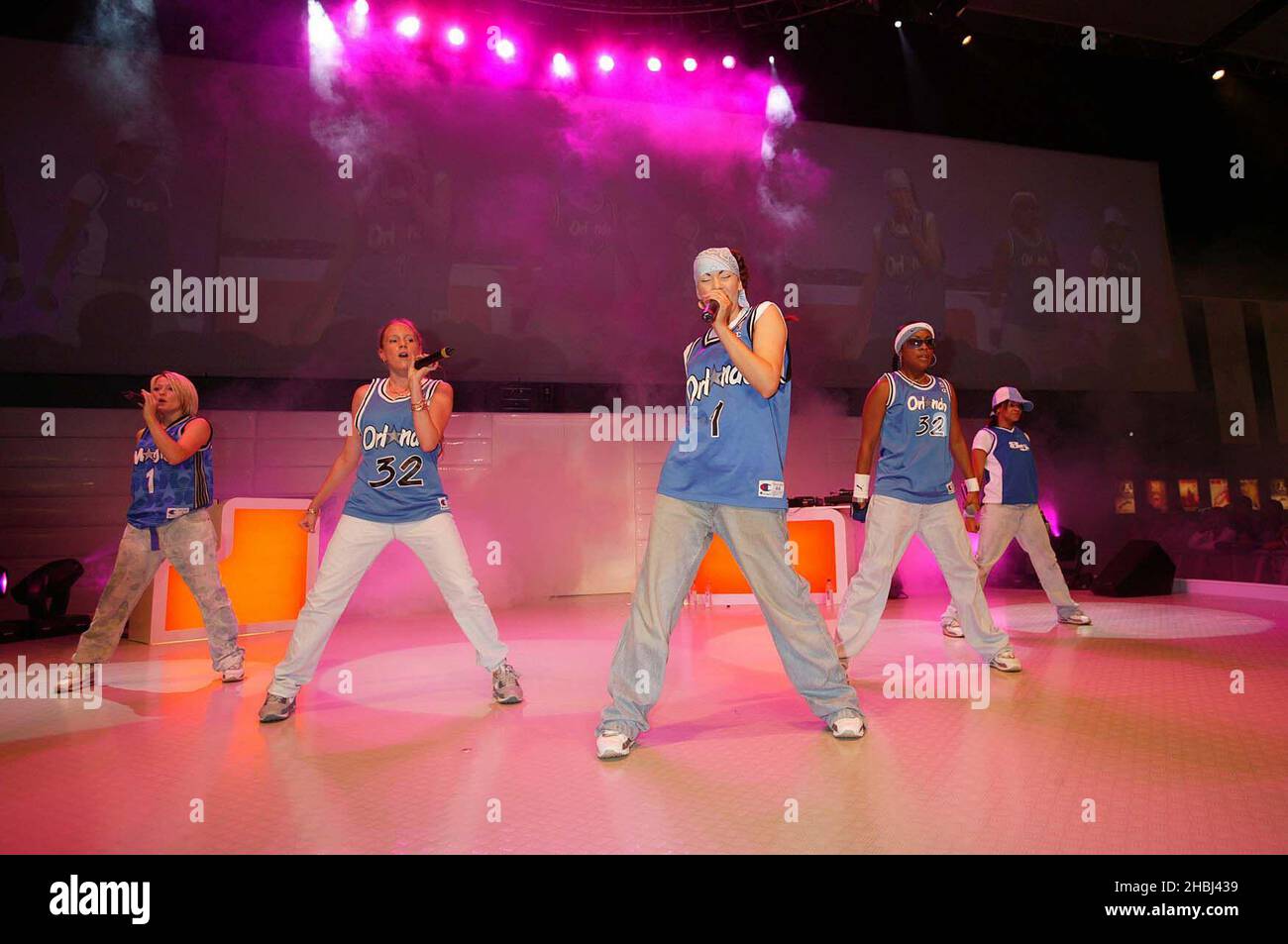 Tommi treten live auf der PlayStation 2 Exhibition im Earls Court Exhibition Centre London auf. Stockfoto