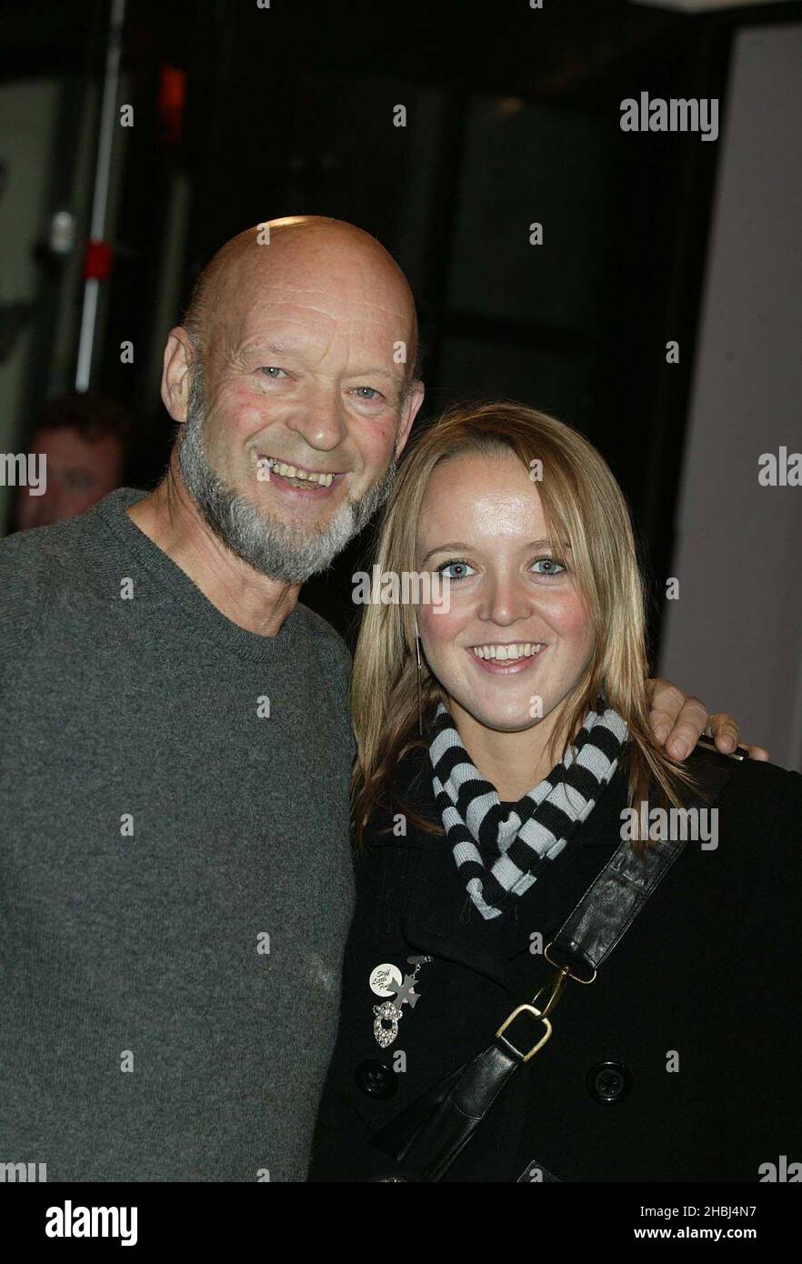 Michael Eavis und Tochter Emily bei der Ankunft bei den Q Awards, Park Lane Hotel London. Kopfschuss Stockfoto