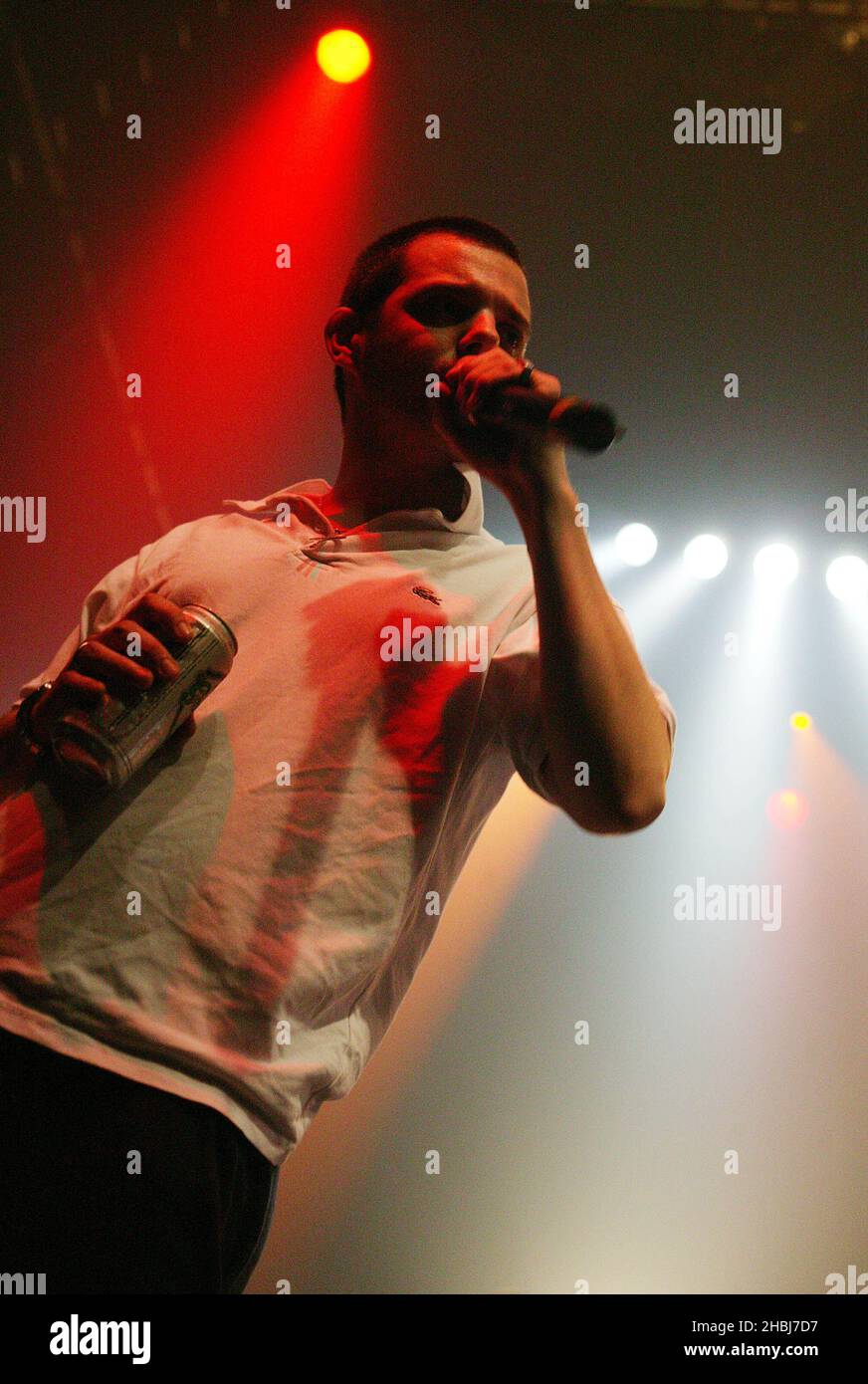 NME Awards Show: The Streets at the Astoria, London. Mike Skinner wirbt für das hochgelobte Debütalbum Original Pirate Material, eigenwillige Garage und Hip-Hop-Flava. Stockfoto