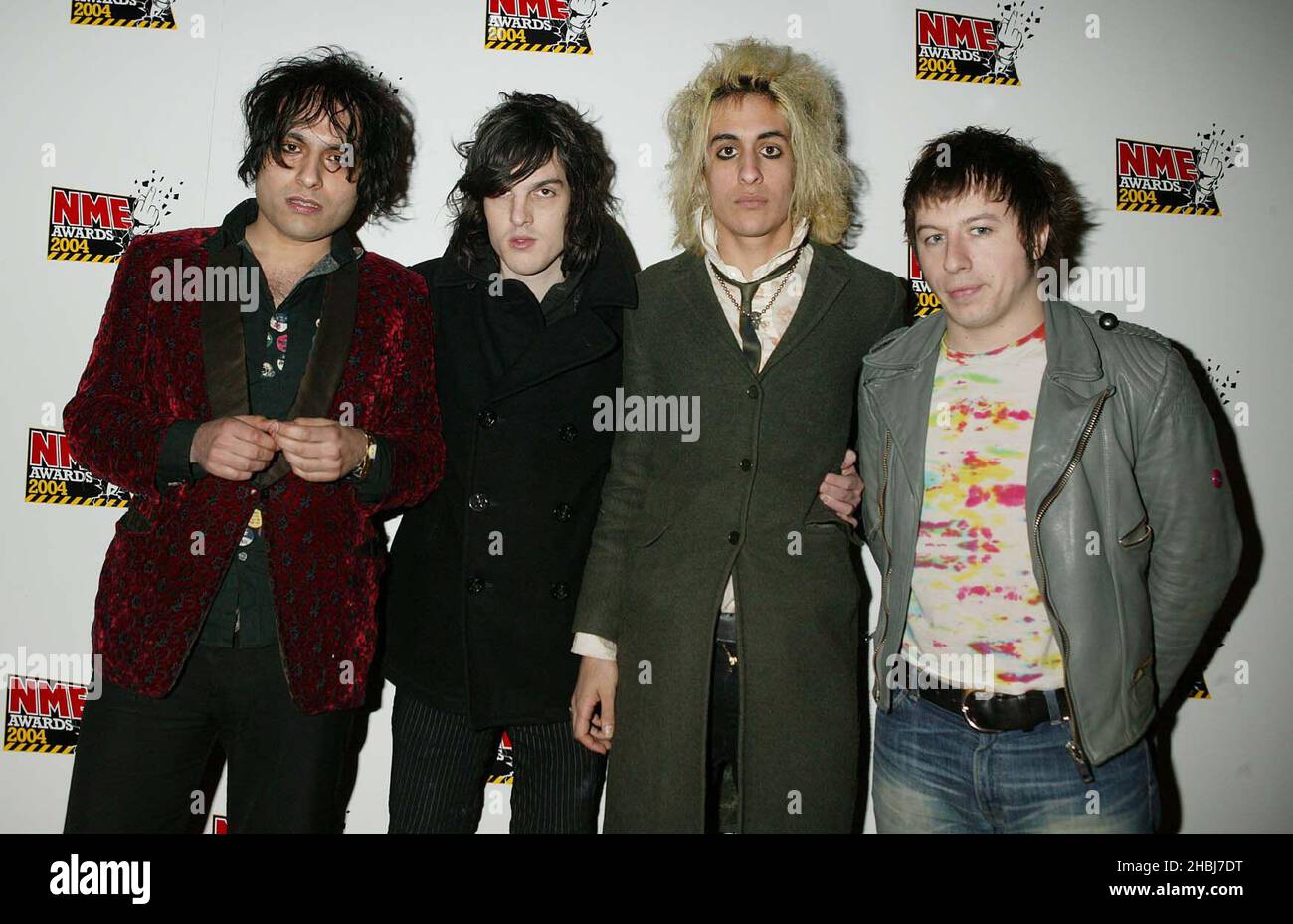 80er Jahre Matchbox Desaster Arriveat the NME Awards at the Po Na Na in West London. Halbe Länge. Stockfoto