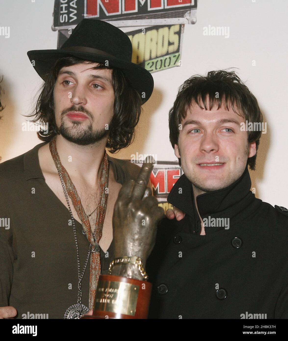 Kasabian nimmt an den NME Awards im Hammersmith Palais, West London, am 01/03/2007 Teil. Stockfoto