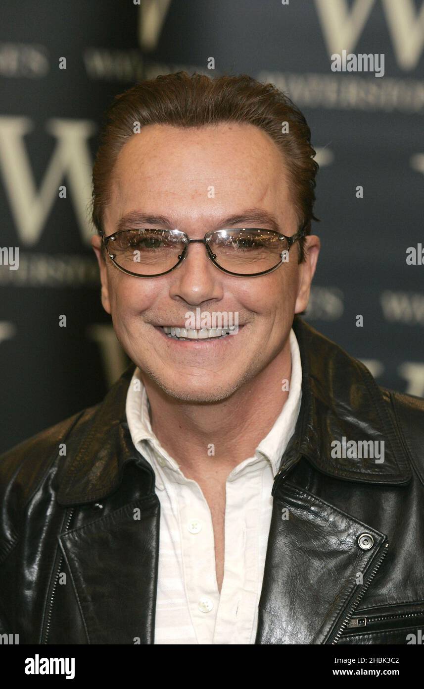 David Cassidy bei Waterstone's während einer Autobiographie-Session für seine Autobiographie könnte es für immer sein, am 7. März 2007 in London. Stockfoto