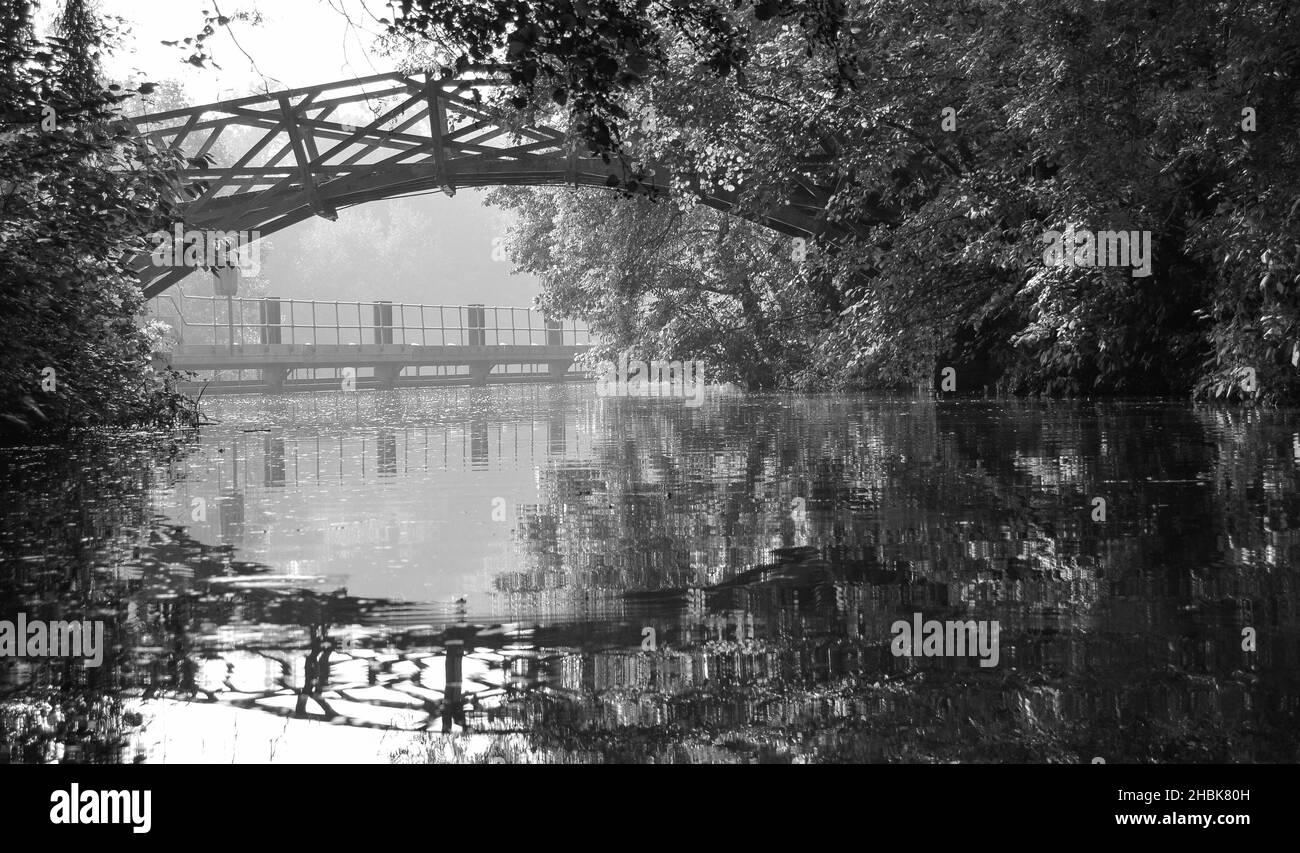 Brücke über die Themse, außerhalb von Oxford, Großbritannien Stockfoto