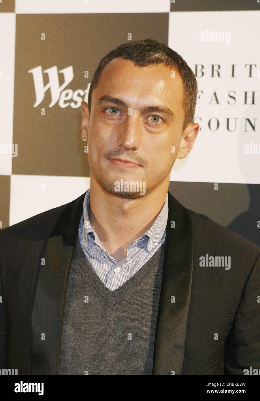 Richard Nicoll bei der Ankunft beim Westfield London and British Fashion Council Event in Momo, London. Stockfoto